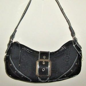 Beautiful Logo Buckle Shoulder bag Purse